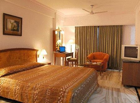 Hotel Chariot Madras Kamer foto